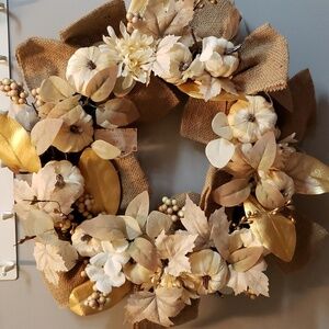 The Farmhouse Rachel Ashwell NWT Ivory Pumpkins, Mums Fall Leaves Lighted Wreath